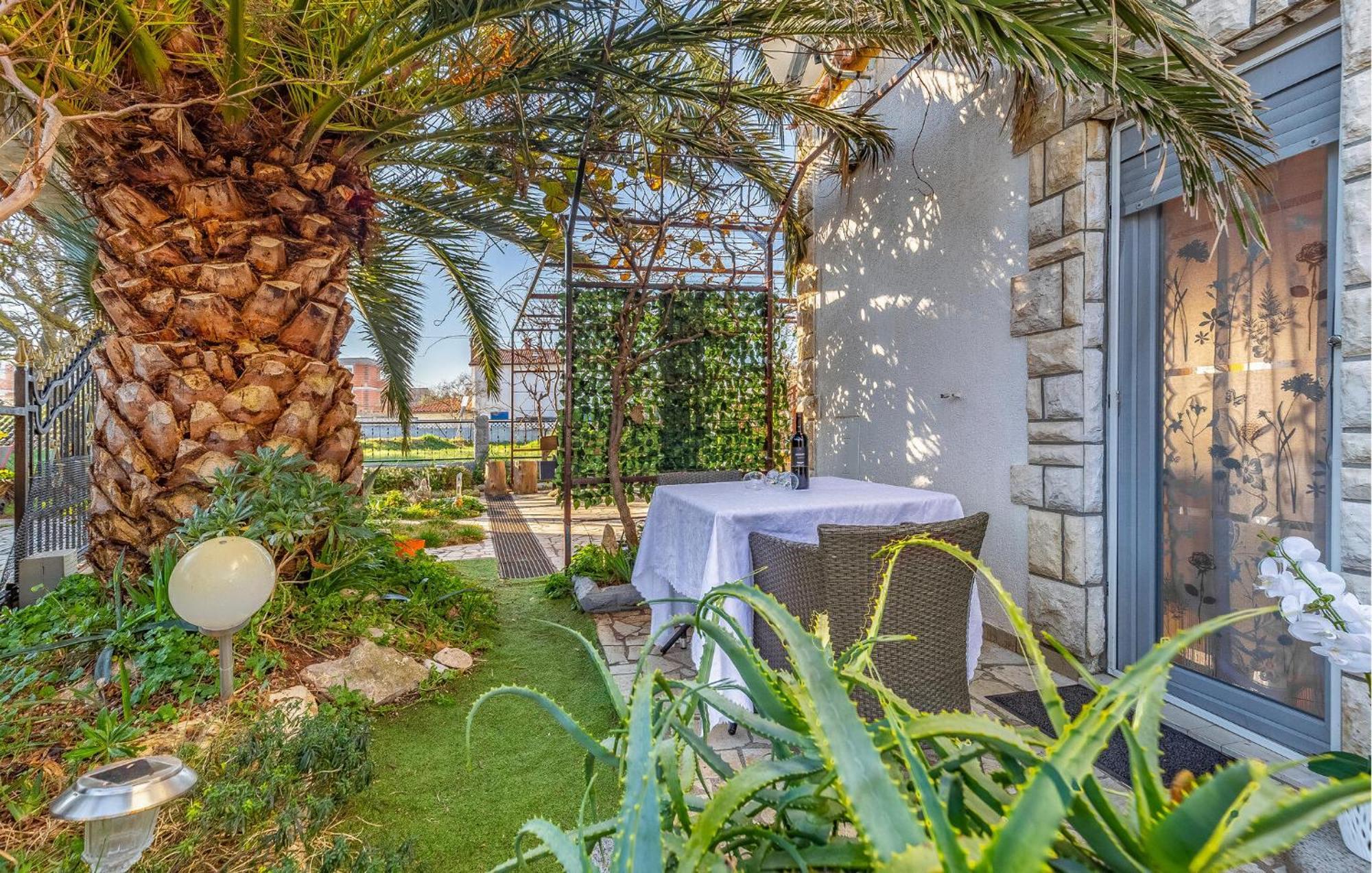 Pet Friendly Apartment In Medulin With Wifi Exterior foto